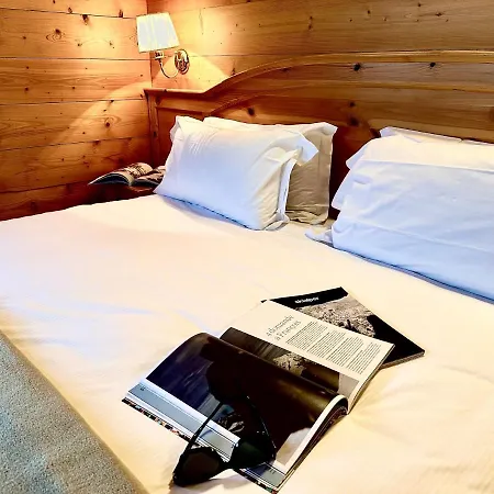 Hostellerie Le Lievre Amoureux Valpelline Exterior foto