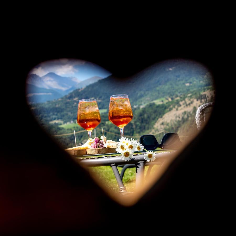 Le Lievre Amoureux Valpelline